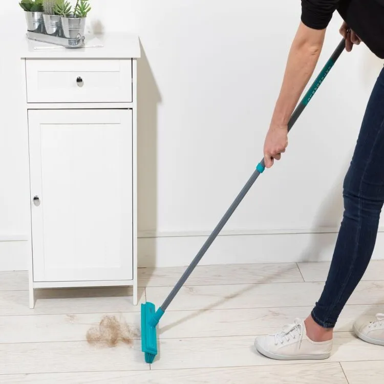 Beldray Pet Plus Rubber Head Broom - Image 7